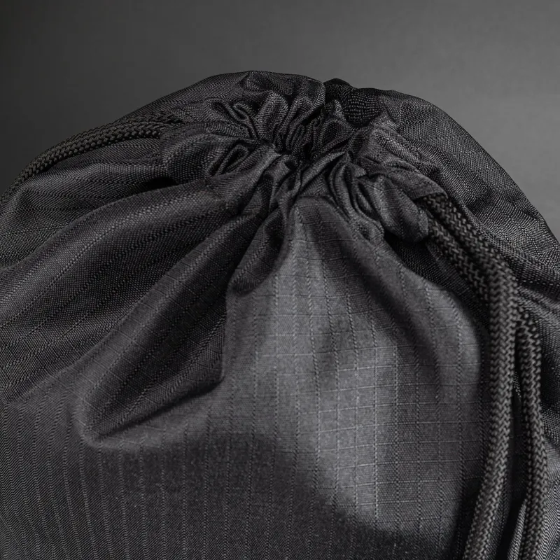 Karate Combat by Venum Drawstring Bag (10-15L) - Black/Grey - Image 3
