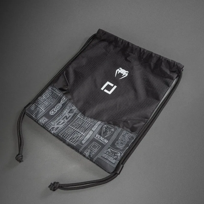 Karate Combat by Venum Drawstring Bag (10-15L) - Black/Grey - Image 4