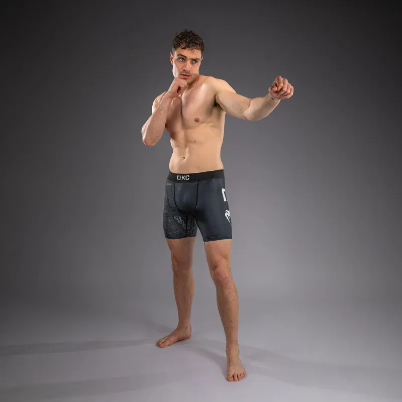 Karate Combat by Venum Vale Tudo Shorts - Black/Grey - Image 2