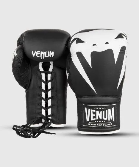 VENUM CUSTOM Giant 2.0 Pro Boxing with Laces - Image 3