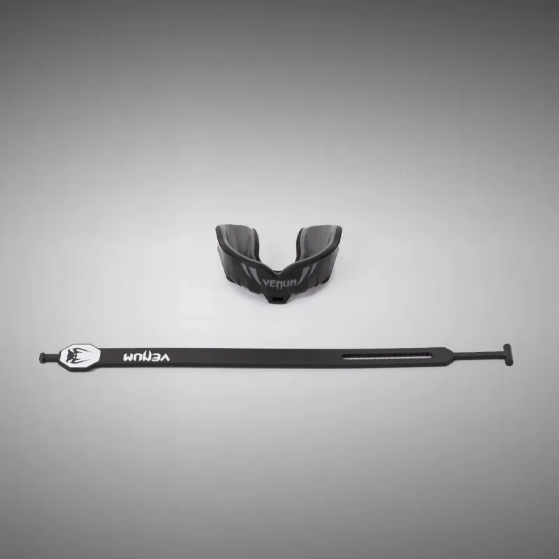 Venum Challenger Kids Mouthguard Strap/Strapless - Black/Grey - Image 2