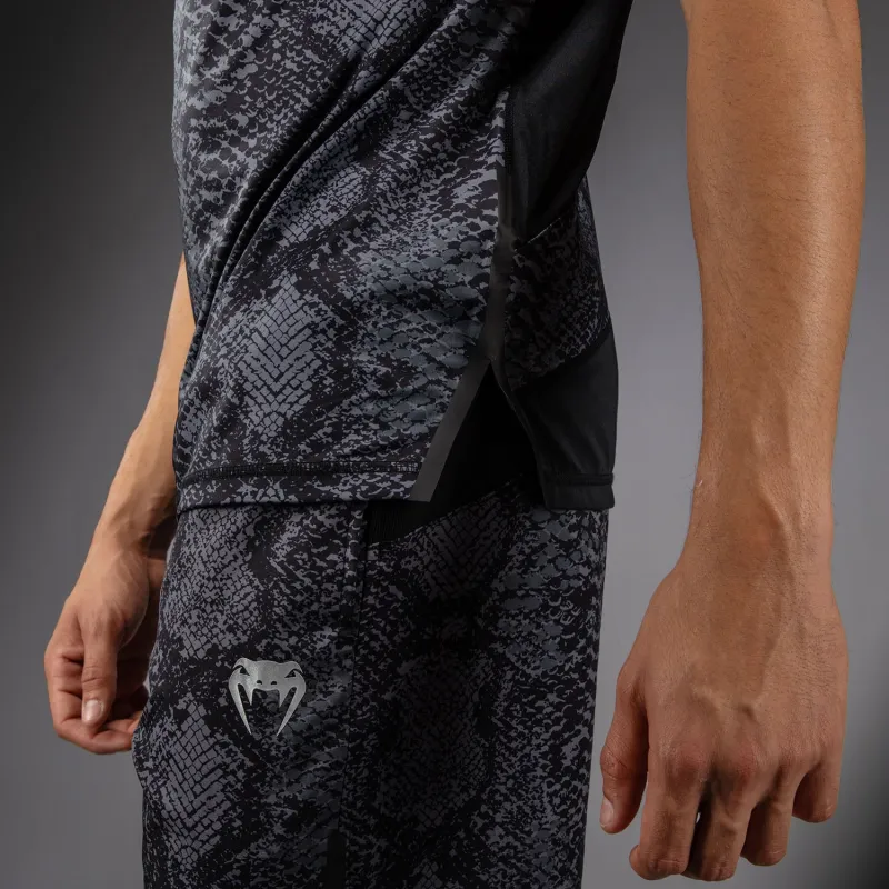 Venum G-Fit Scales Dry-Tech T-Shirt - Black/ Charcoal Grey - Image 5