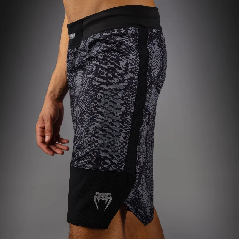 Venum G-Fit Scales Fightshorts - Black/ Charcoal Grey - Image 2