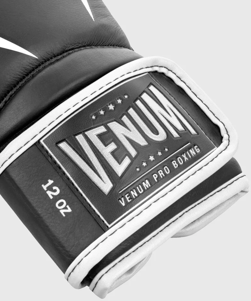 Venum Giant 2.0 Pro Boxing Gloves Velcro - Image 4