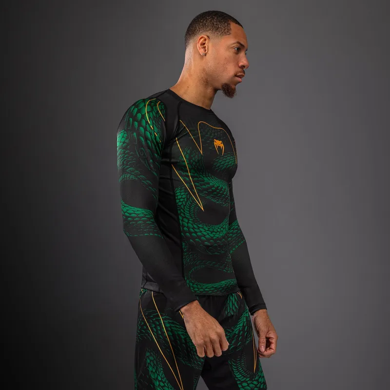 Venum Matupa Long Sleeve Rashguard - Black/Green/Gold - Image 2