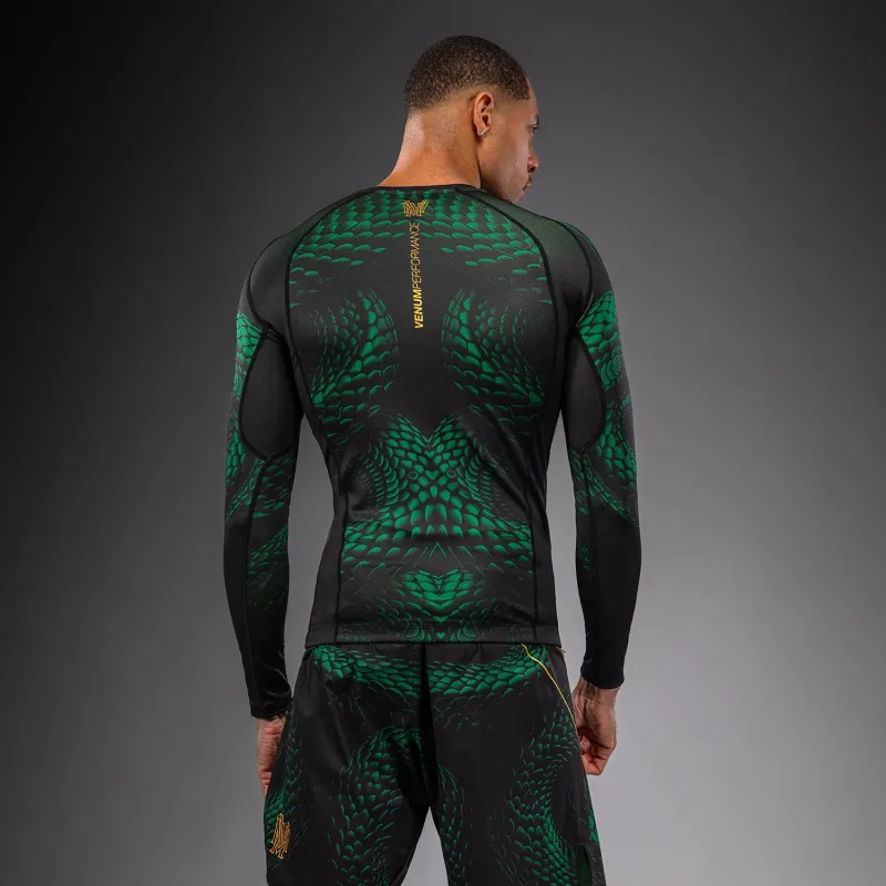 Venum Matupa Long Sleeve Rashguard - Black/Green/Gold - Image 3