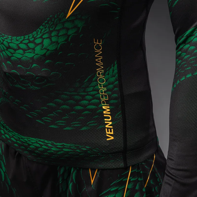 Venum Matupa Long Sleeve Rashguard - Black/Green/Gold - Image 5