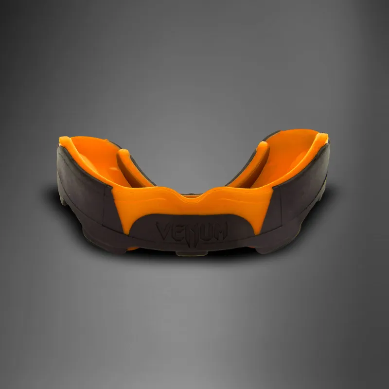 Venum Predator Mouthguard - Black/Orange - Image 4