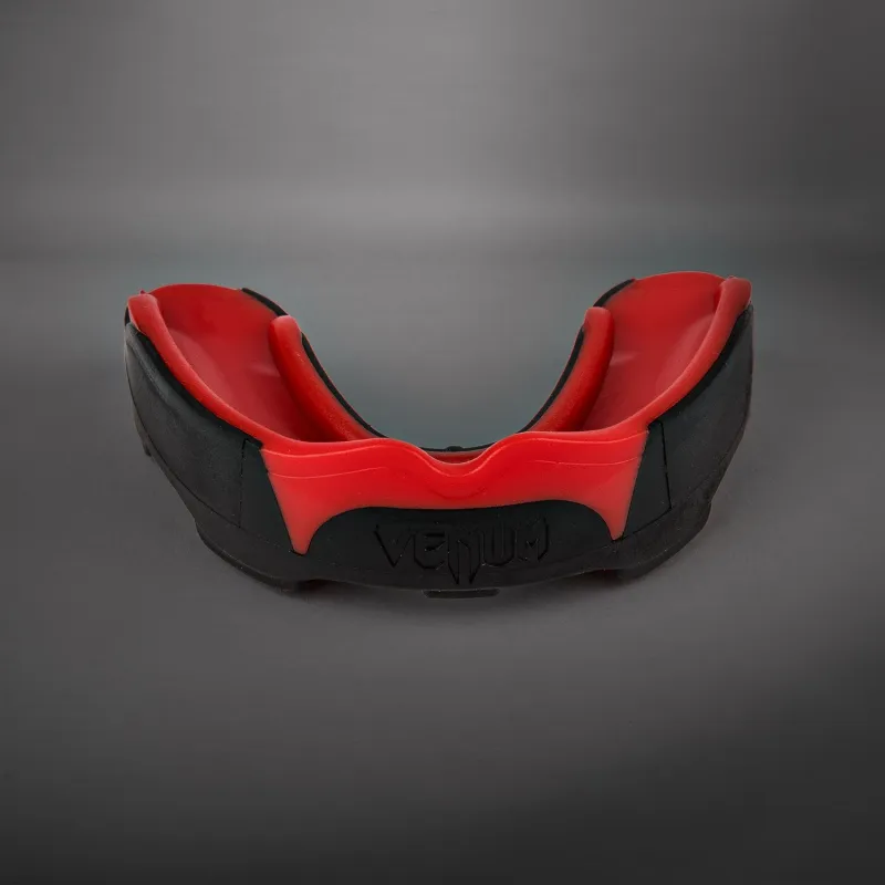 Venum Predator Mouthguard - Black/Red