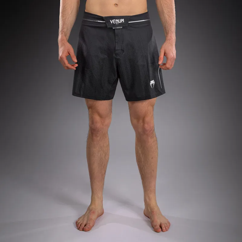 Venum Stealth Fightshorts - Black/White