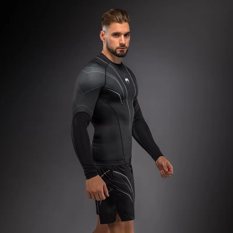 Venum Streamline Long Sleeve Rashguard - Black/White - Image 4