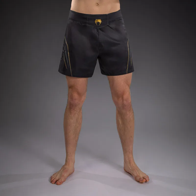 Venum Streamline Fightshorts - Black/Gold