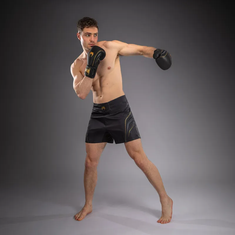 Venum Streamline Fightshorts - Black/Gold - Image 3
