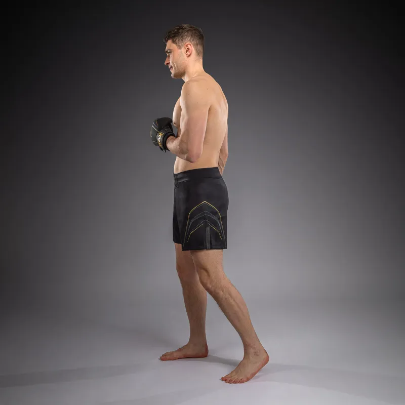 Venum Streamline Fightshorts - Black/Gold - Image 4