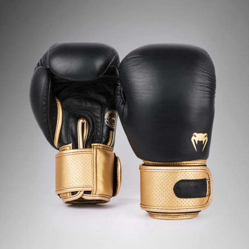 Venum Power 2.0 Boxing Gloves - Black/Gold - Image 3